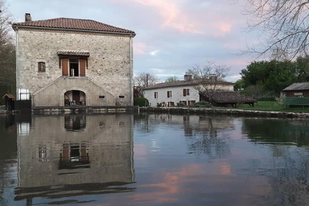Gite Moulin De Lausseignan Barbaste ภายนอก รูปภาพ